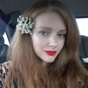 Meet your Posher, Abby